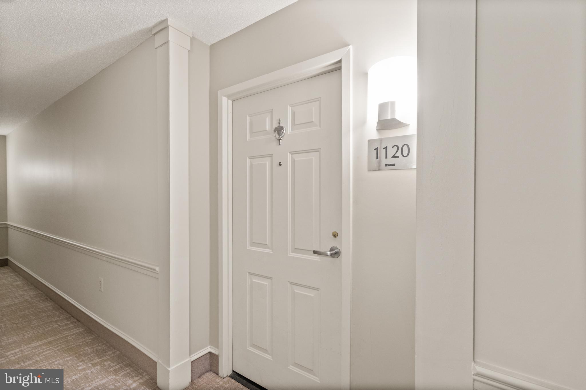 CARLTON HOUSE - Residential