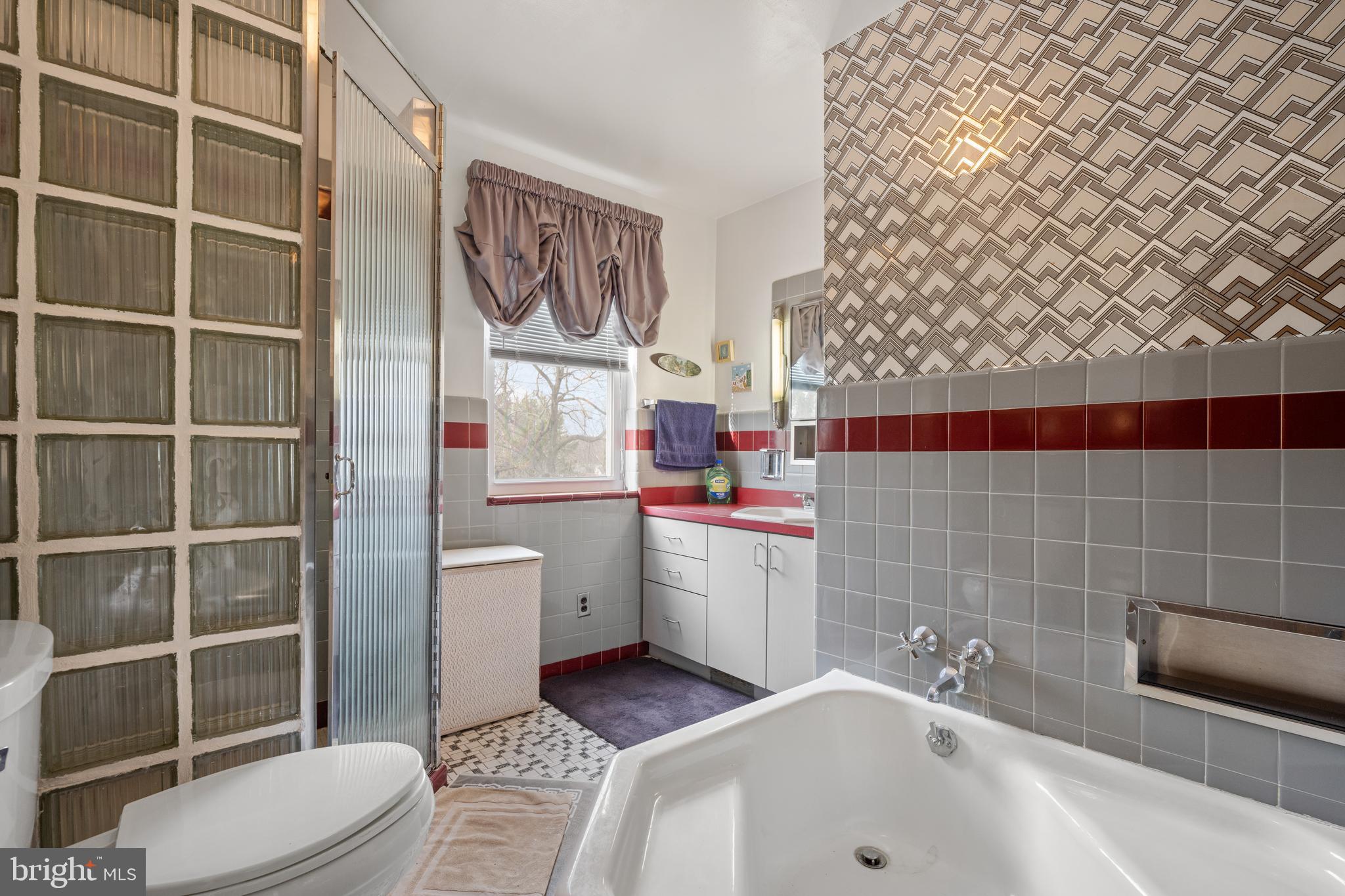 MELROSE PARK - Residential