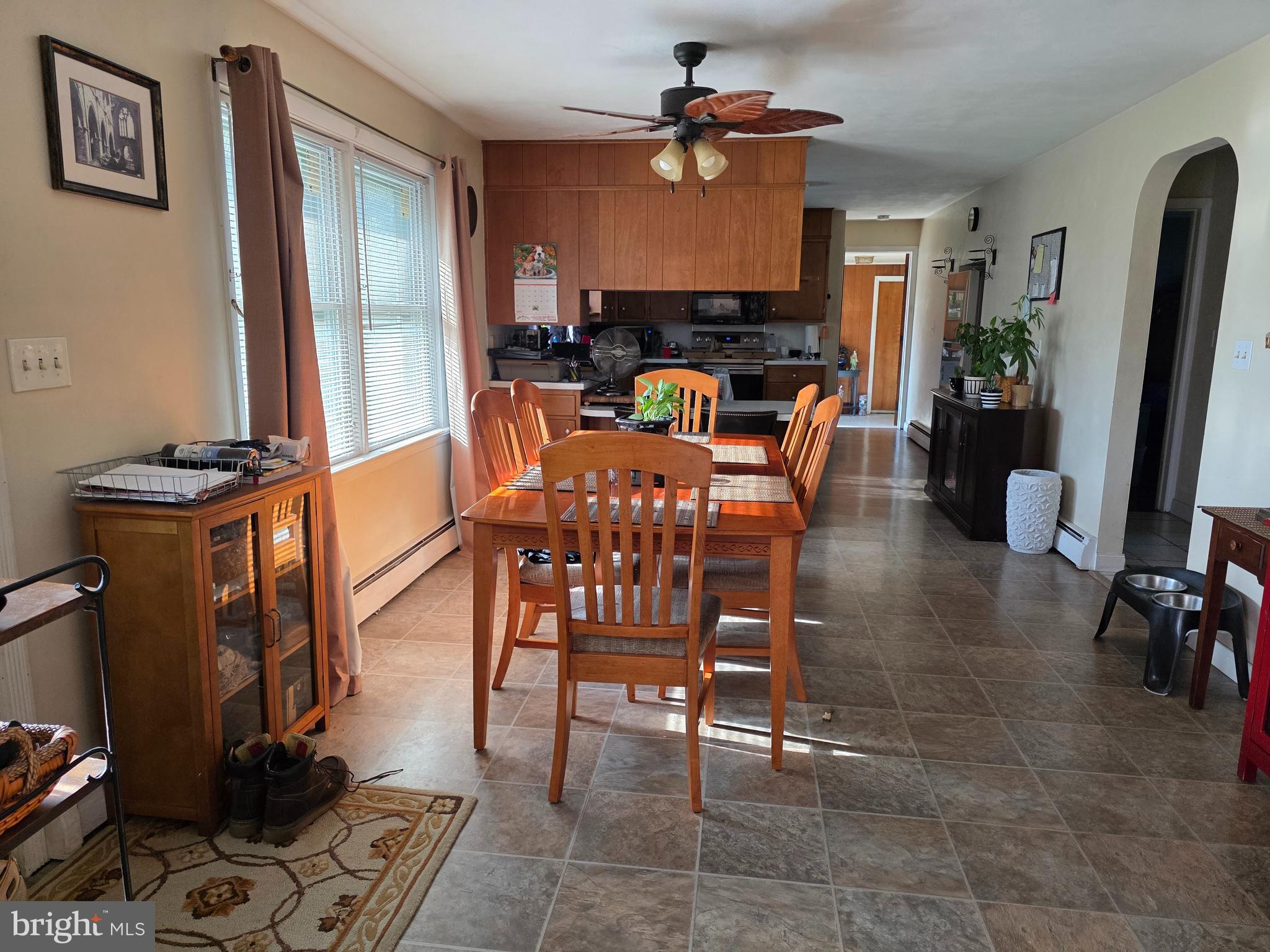 35 TRAIL ROAD N