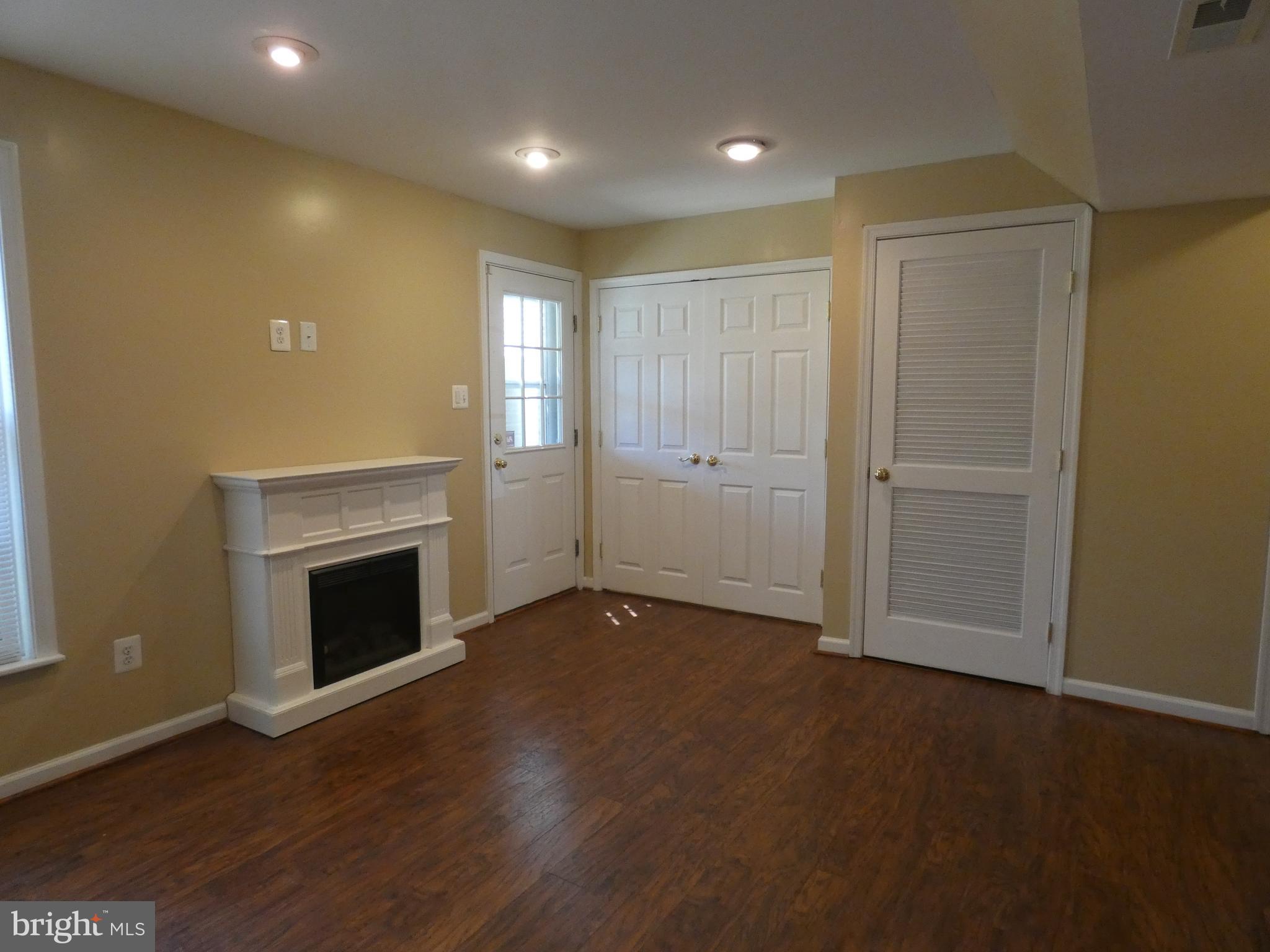 SALEM FIELDS - Residential Lease