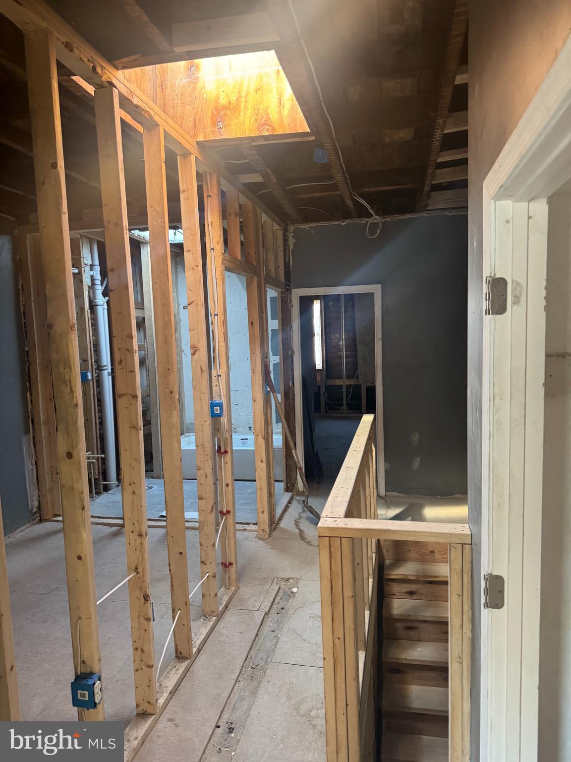 2510 E PRESTON STREET