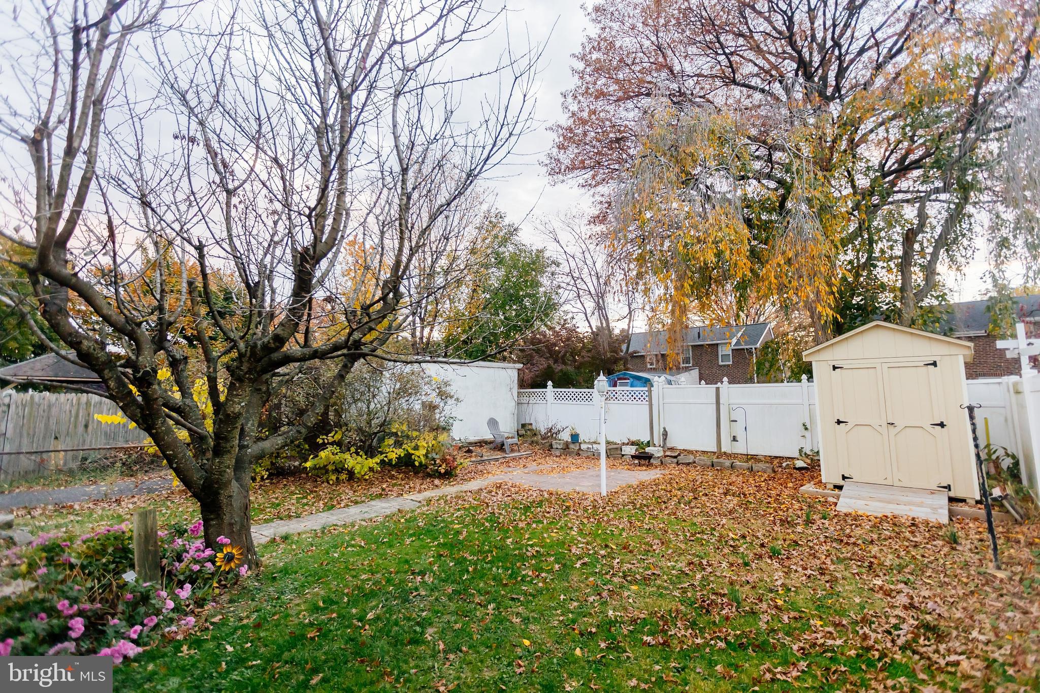 BUSTLETON - Residential