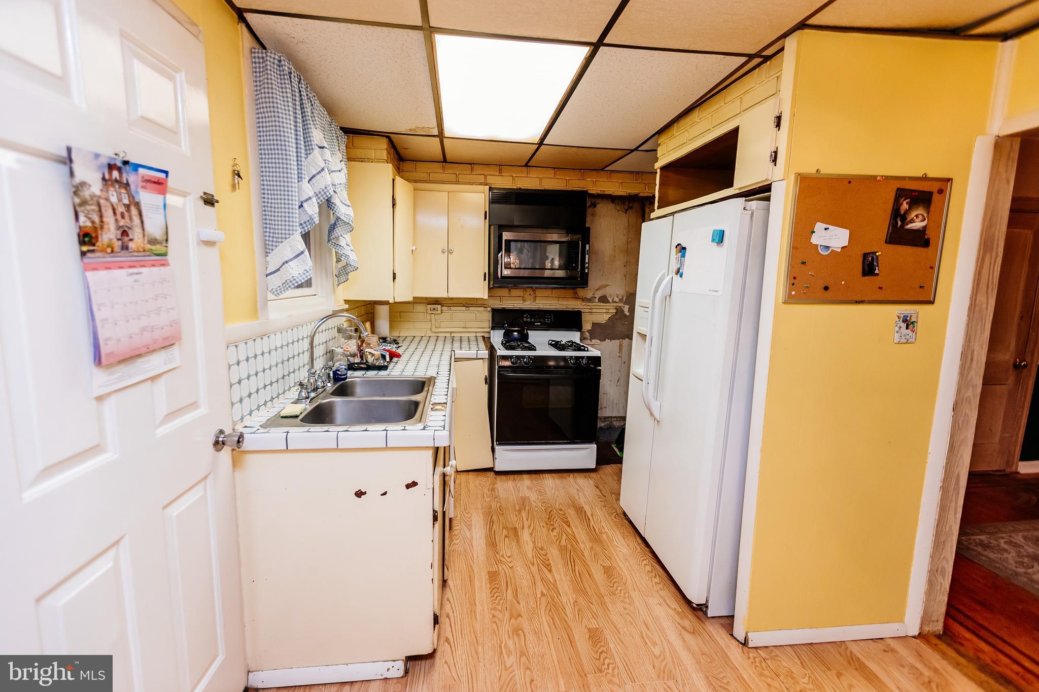 BUSTLETON - Residential