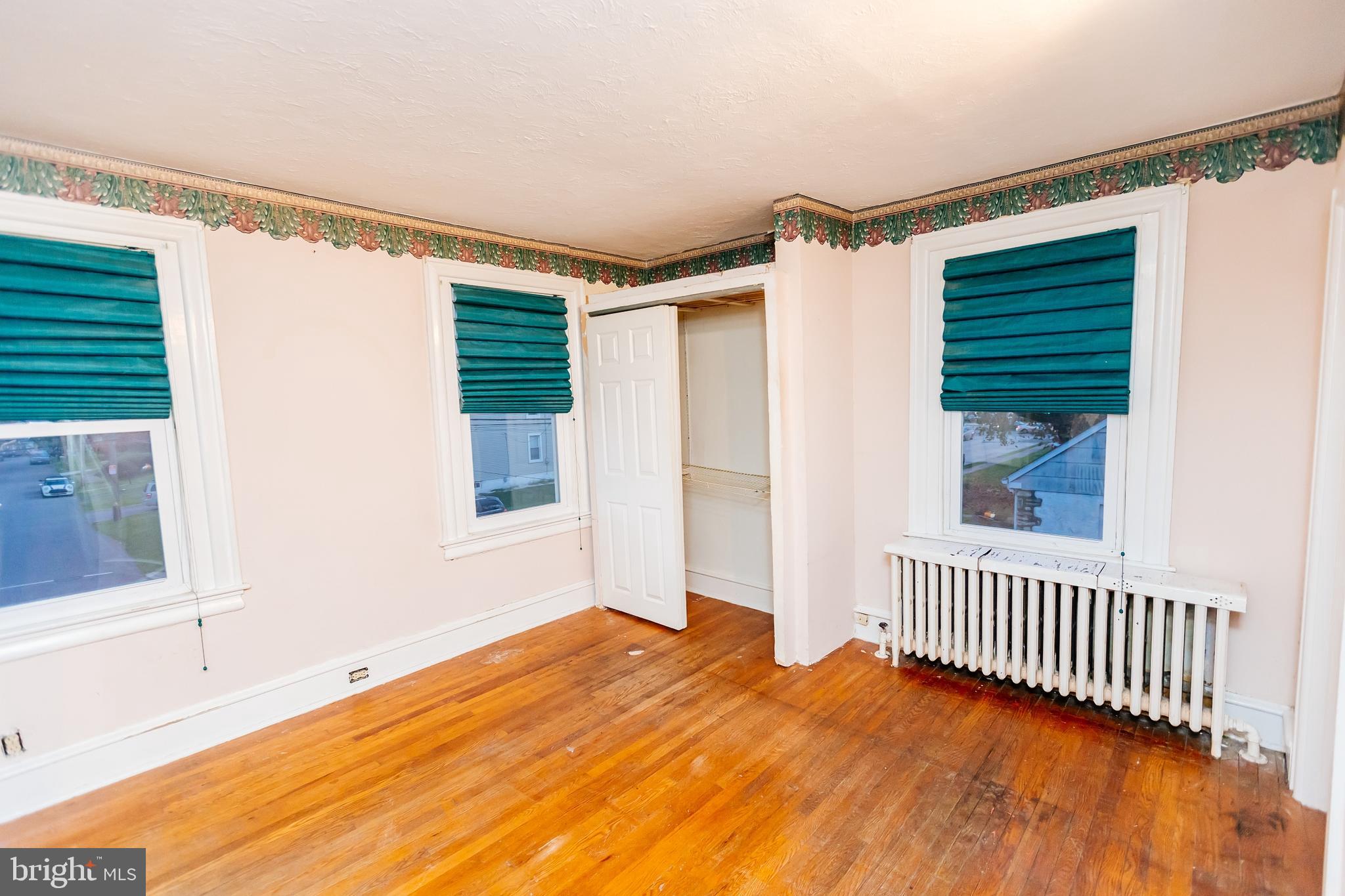 BUSTLETON - Residential