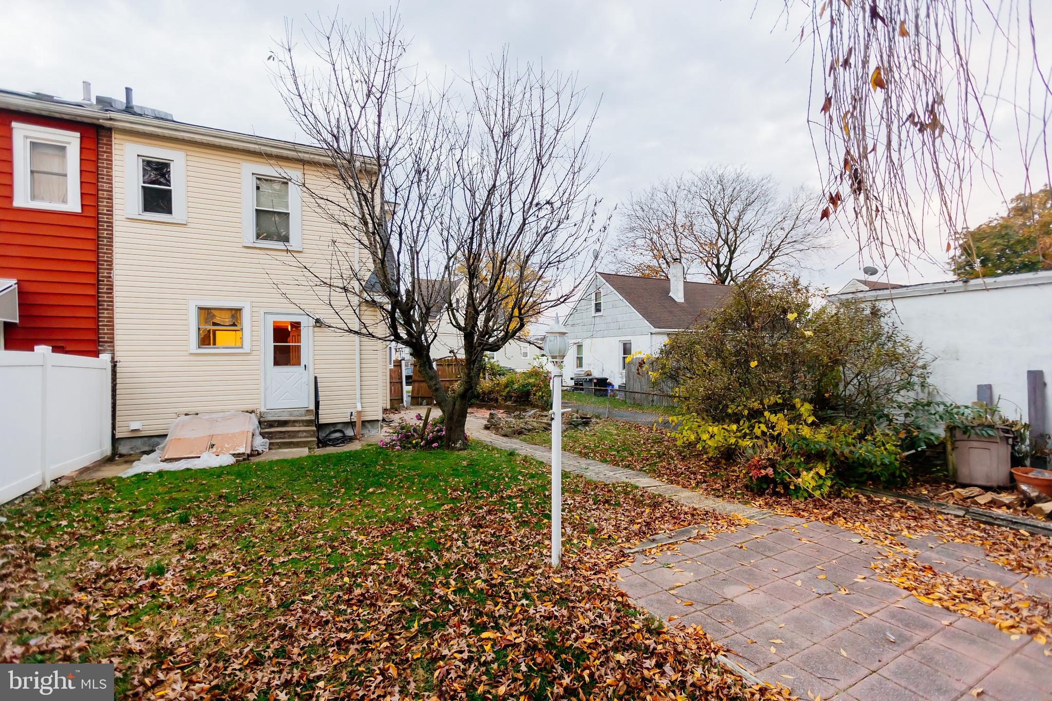 BUSTLETON - Residential