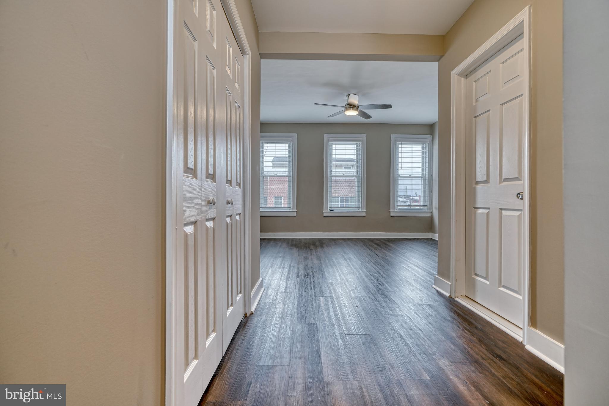 RIVERSIDE - Residential Lease