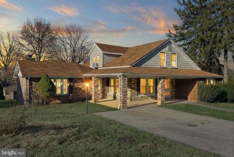 9446 E SPRINGFIELD ROAD 9448 SEVEN VALLEYS PA 17360