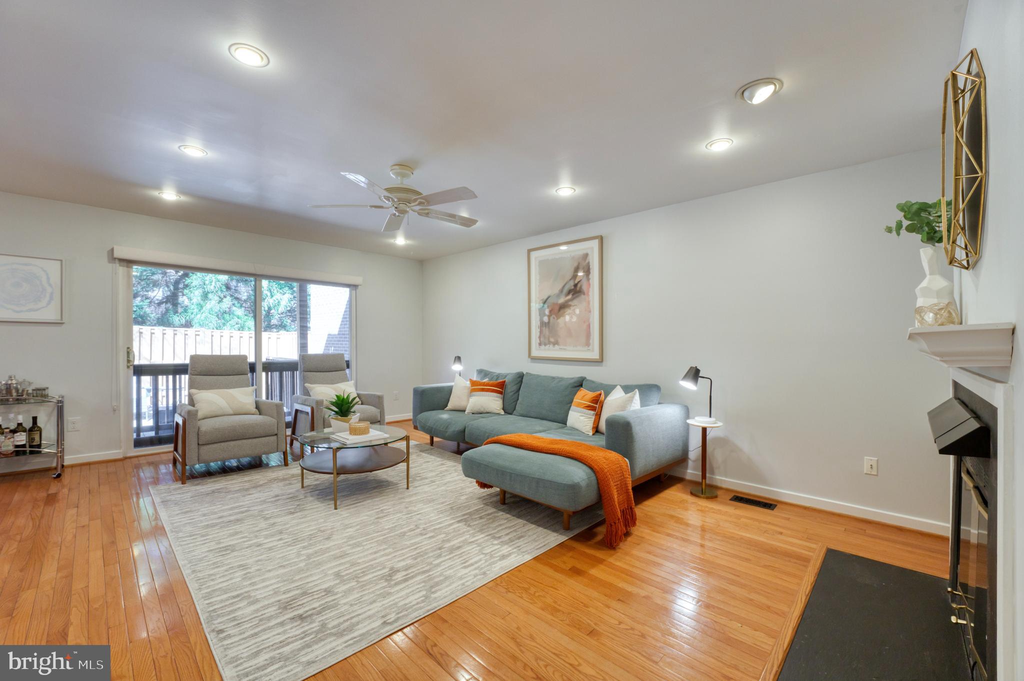 CEDAR COVE - Residential