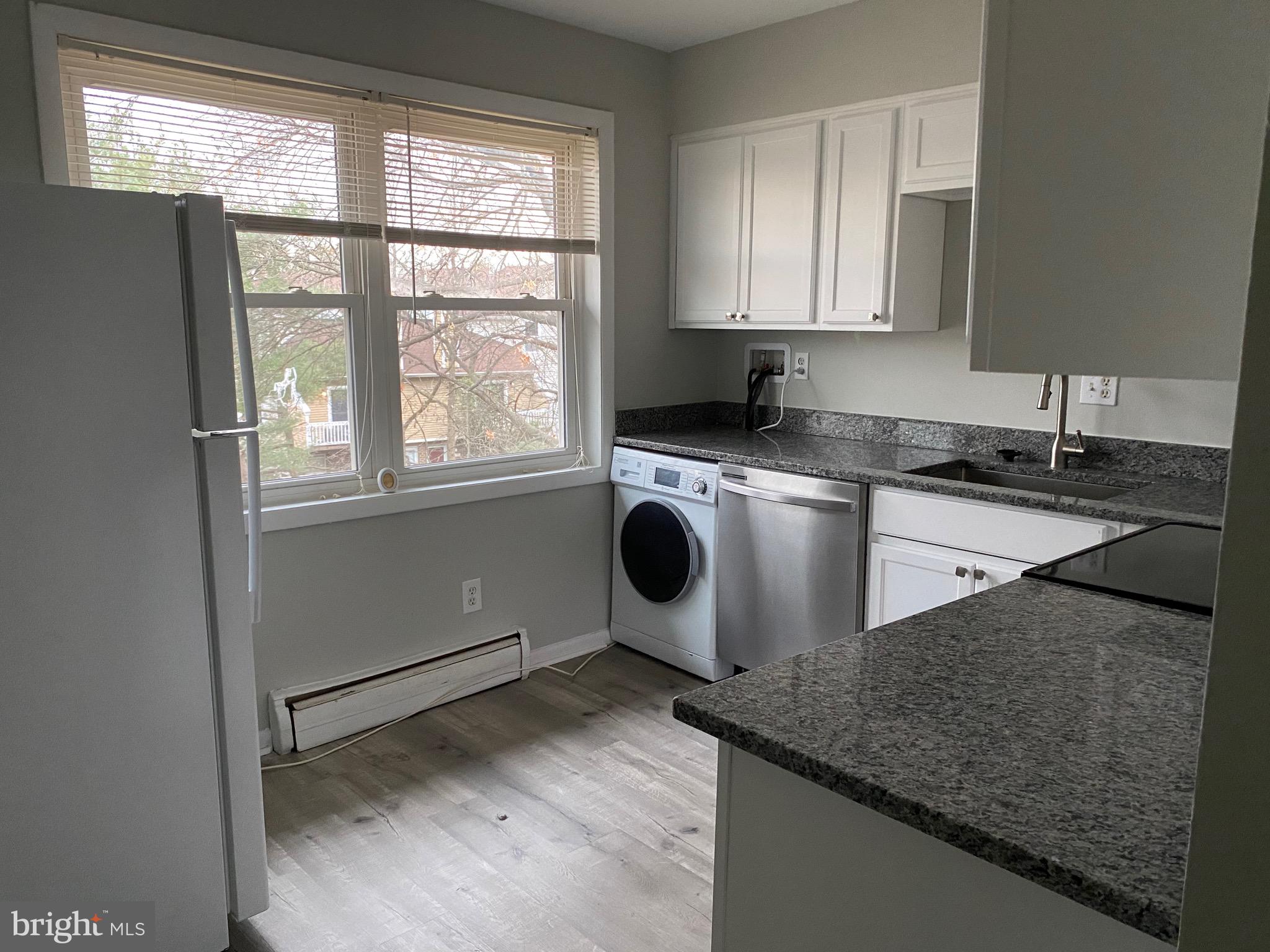 PINEWOOD SOUTH - Residential