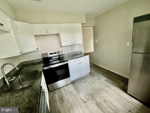 Photo of 4256 Buckman Road #27, ALEXANDRIA, VA 22309 (MLS # VAFX2298488)