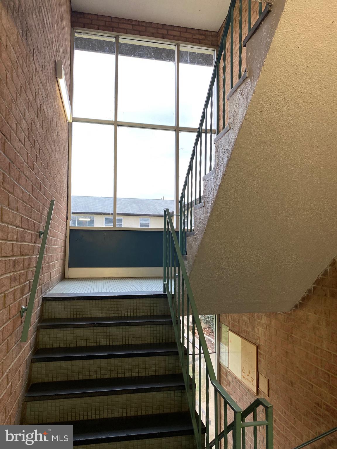 PINEWOOD SOUTH - Residential