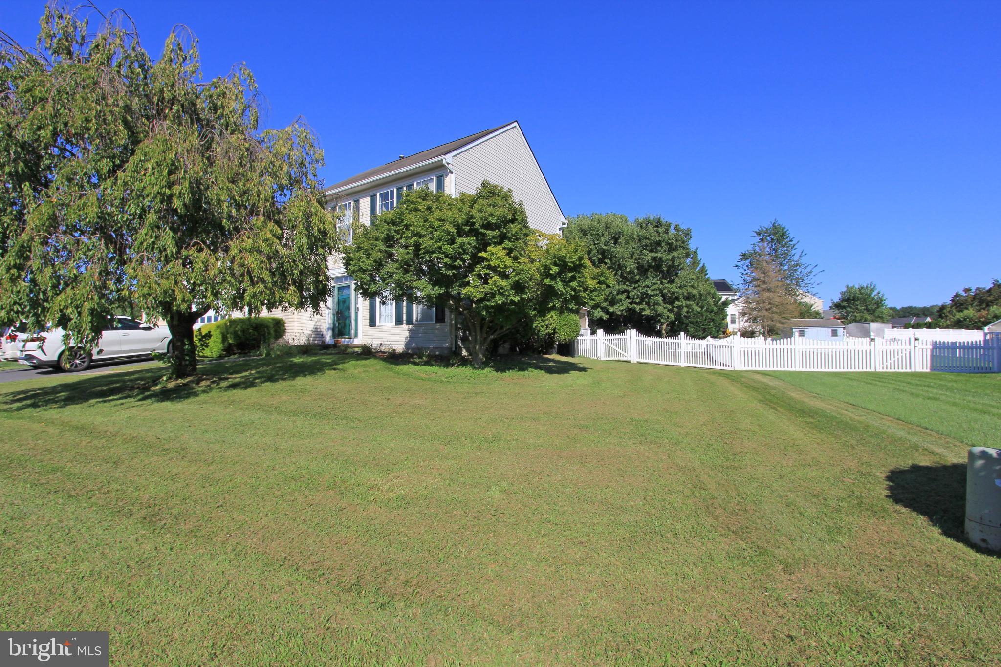 31 CRESTPOINT DRIVE