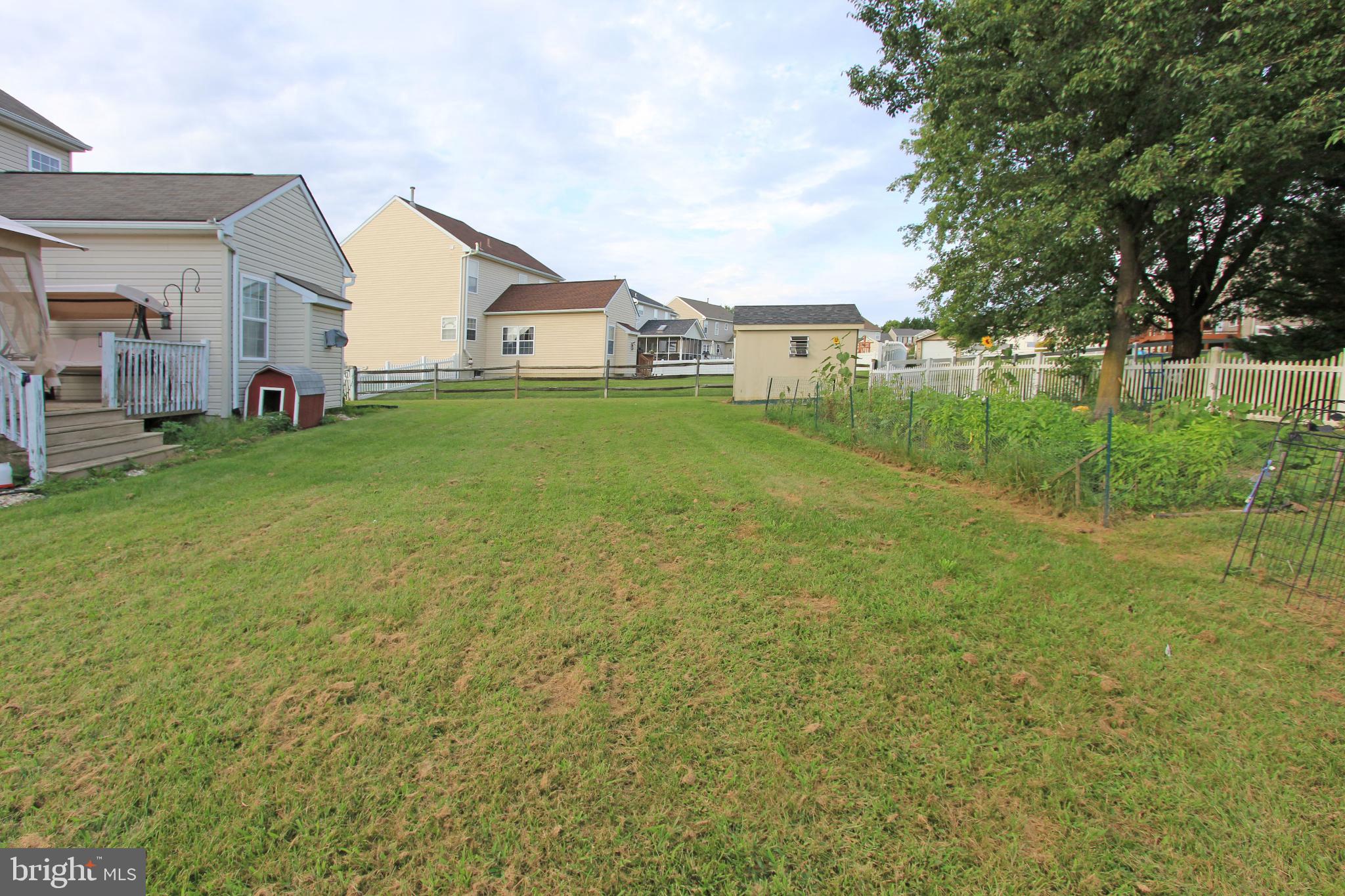 31 CRESTPOINT DRIVE