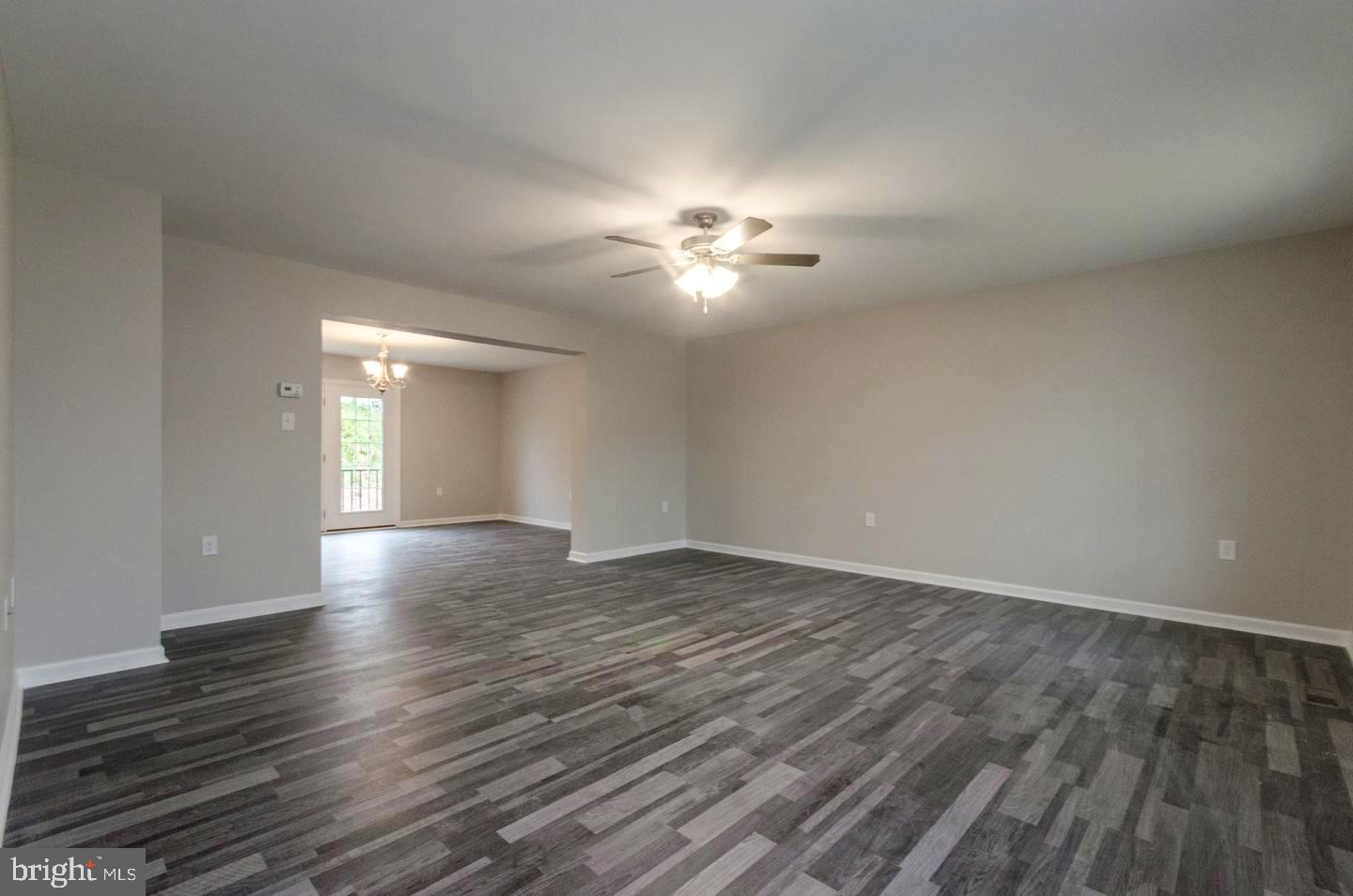 RED HILL - Residential