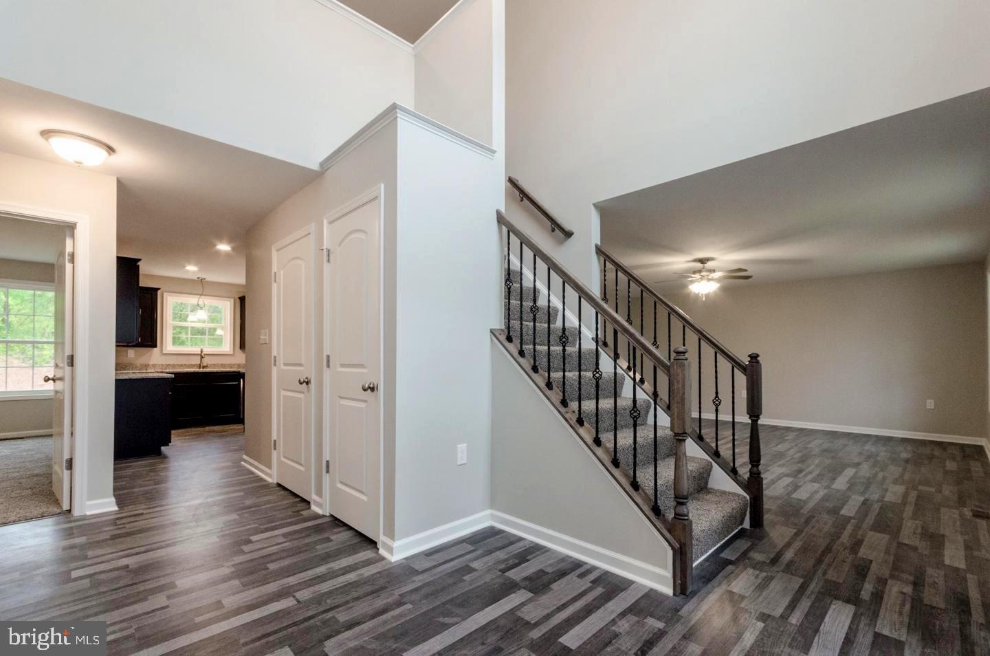 RED HILL - Residential