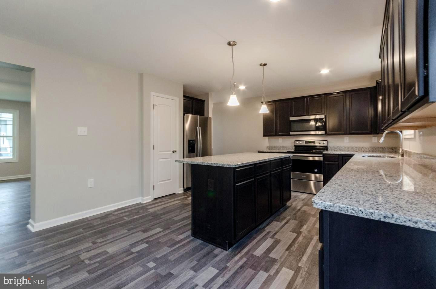 RED HILL - Residential