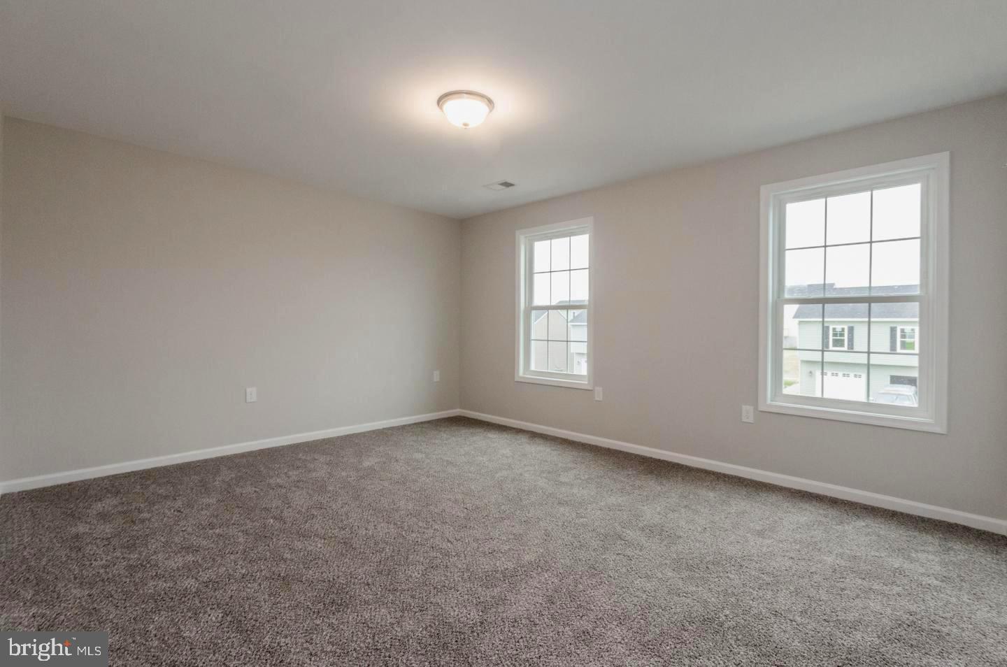 RED HILL - Residential