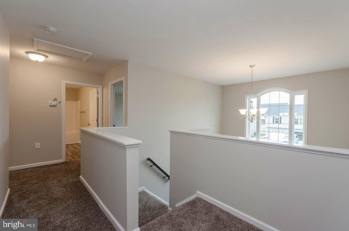 RED HILL - Residential