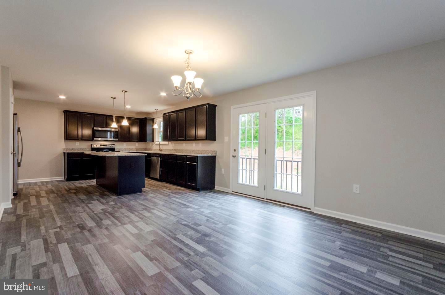 RED HILL - Residential