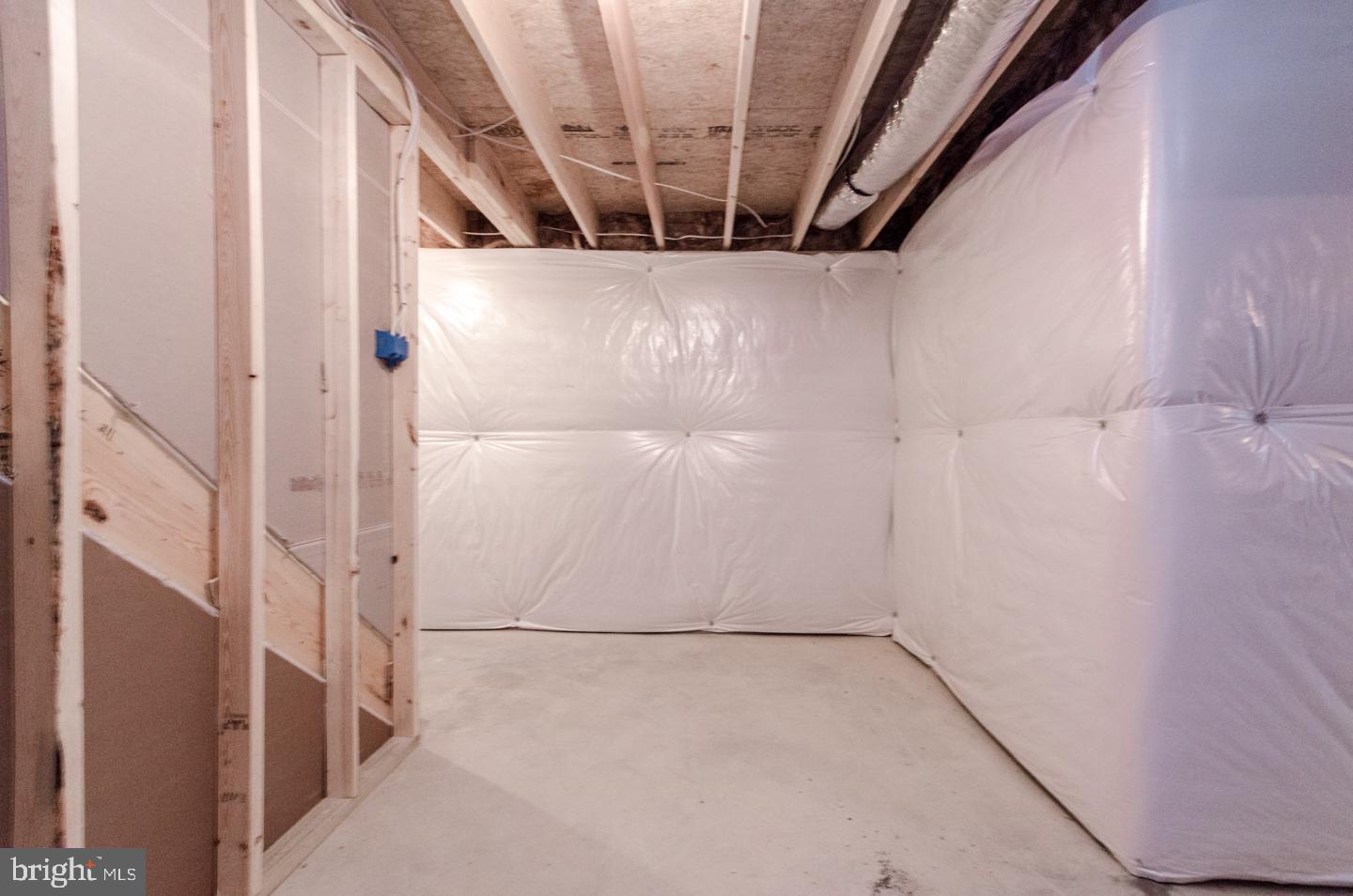 RED HILL - Residential