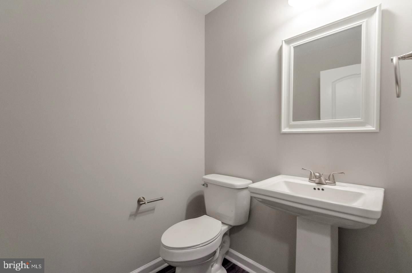 RED HILL - Residential