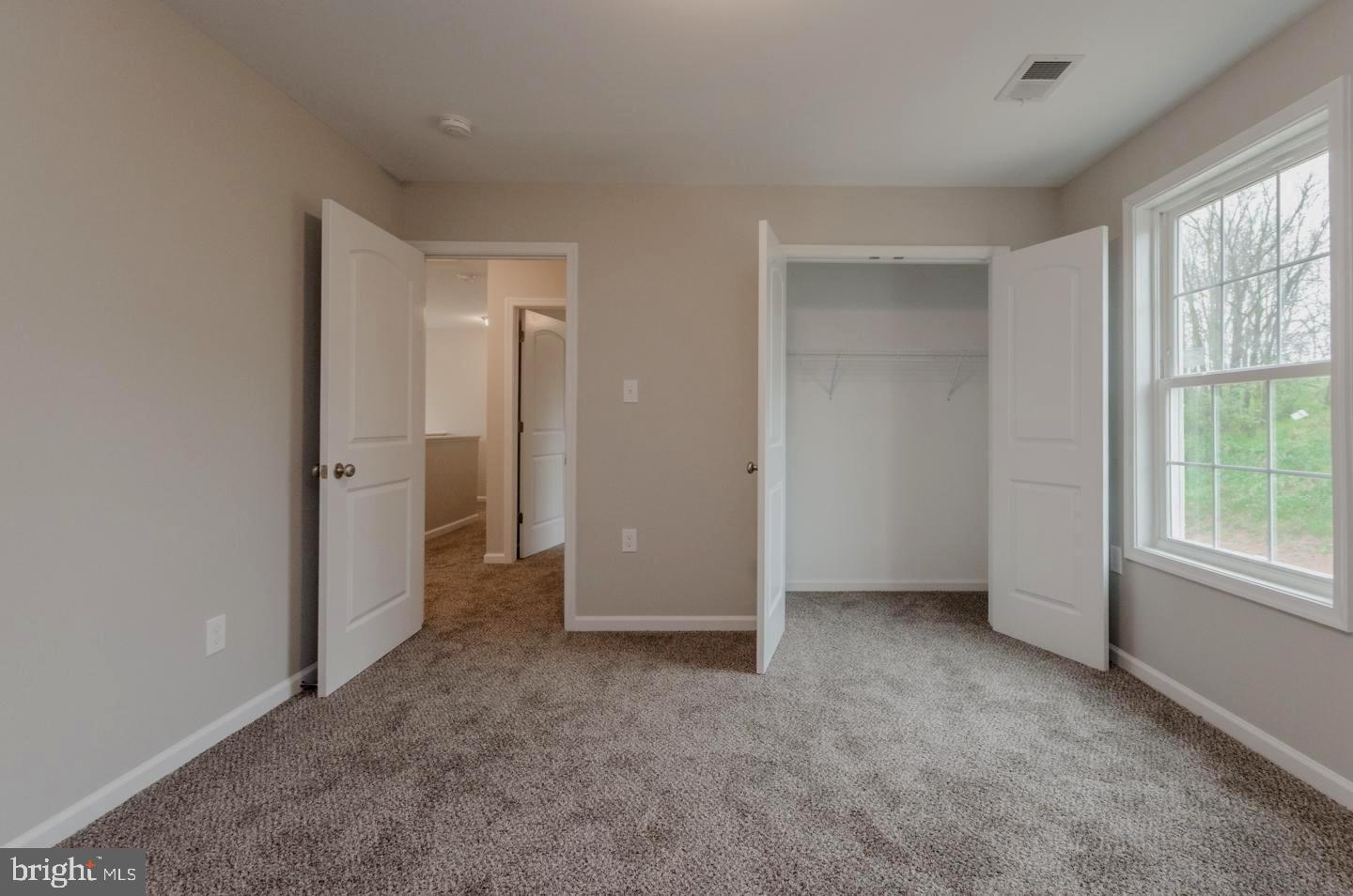 RED HILL - Residential