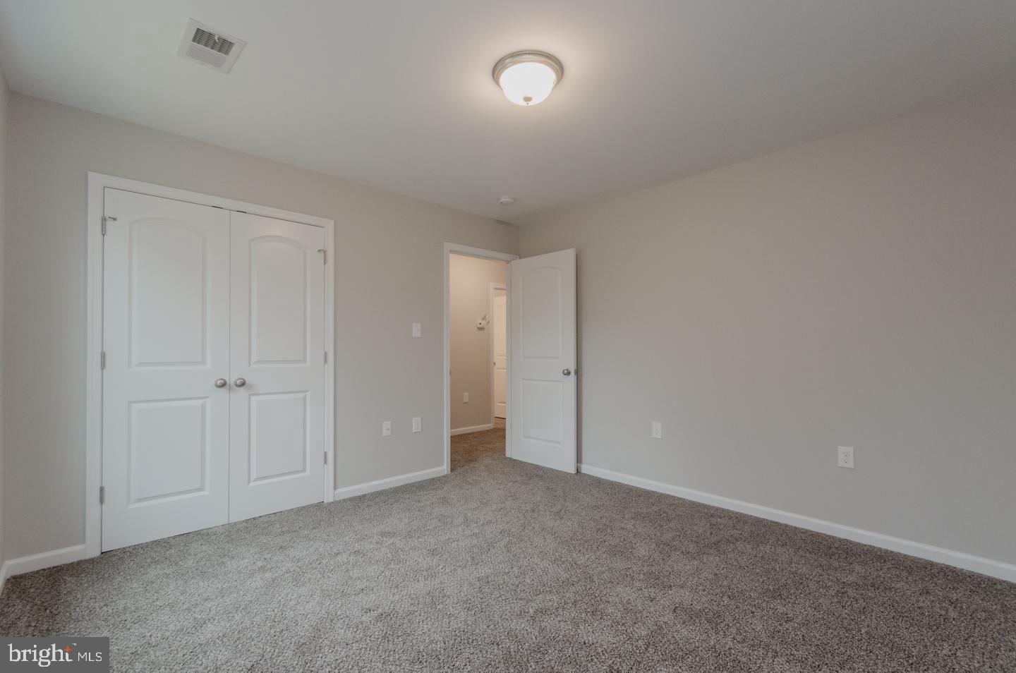 RED HILL - Residential