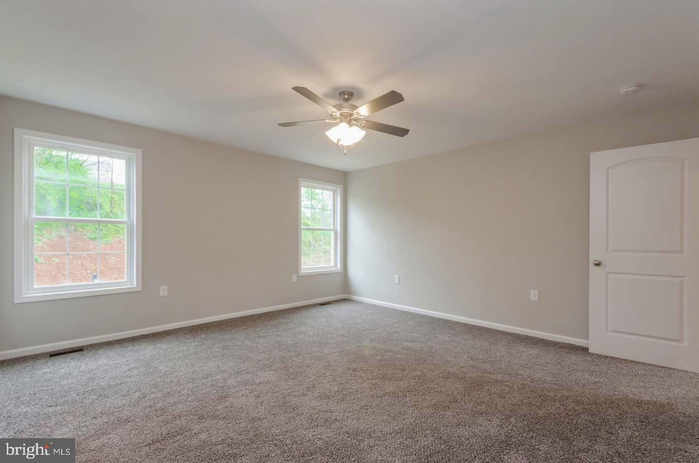 RED HILL - Residential