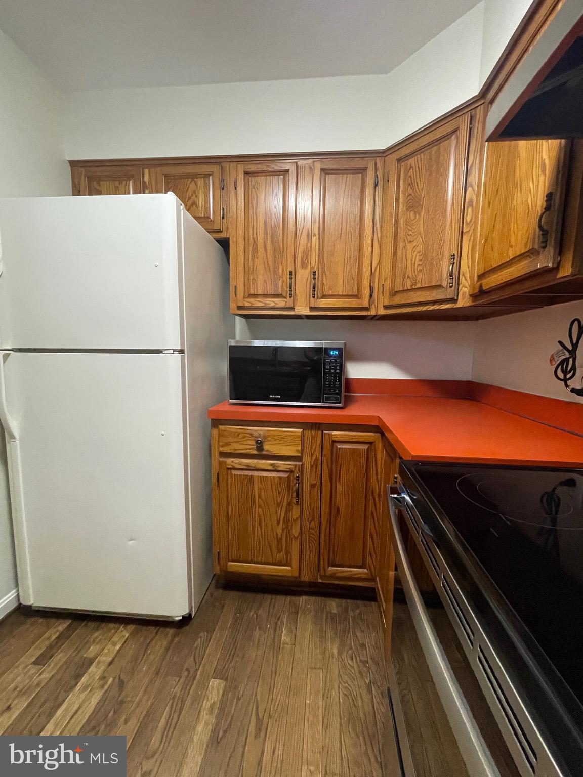 OLD TOWN STATION - Residential Lease