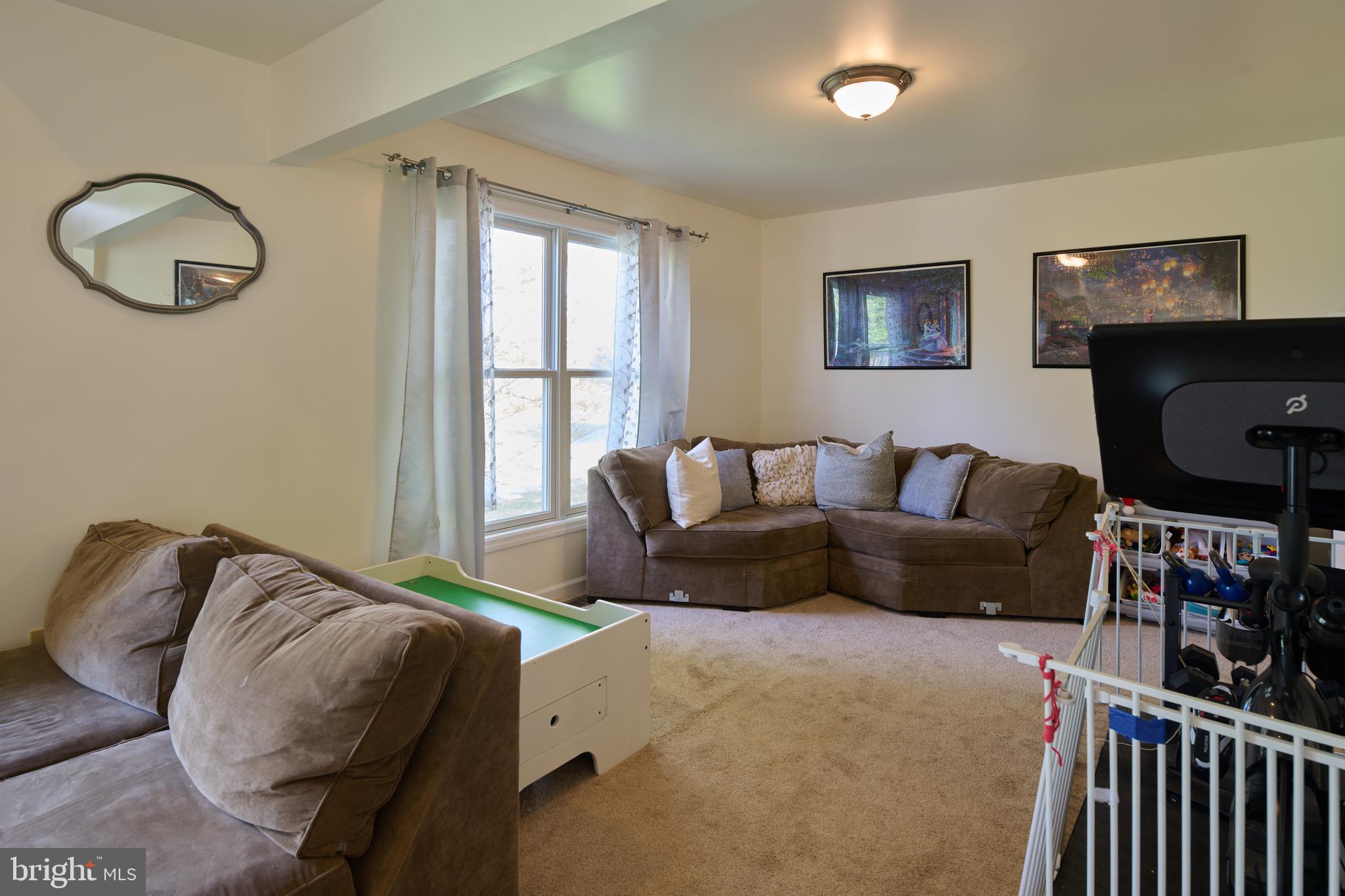 WASHINGTON PLACE - Residential