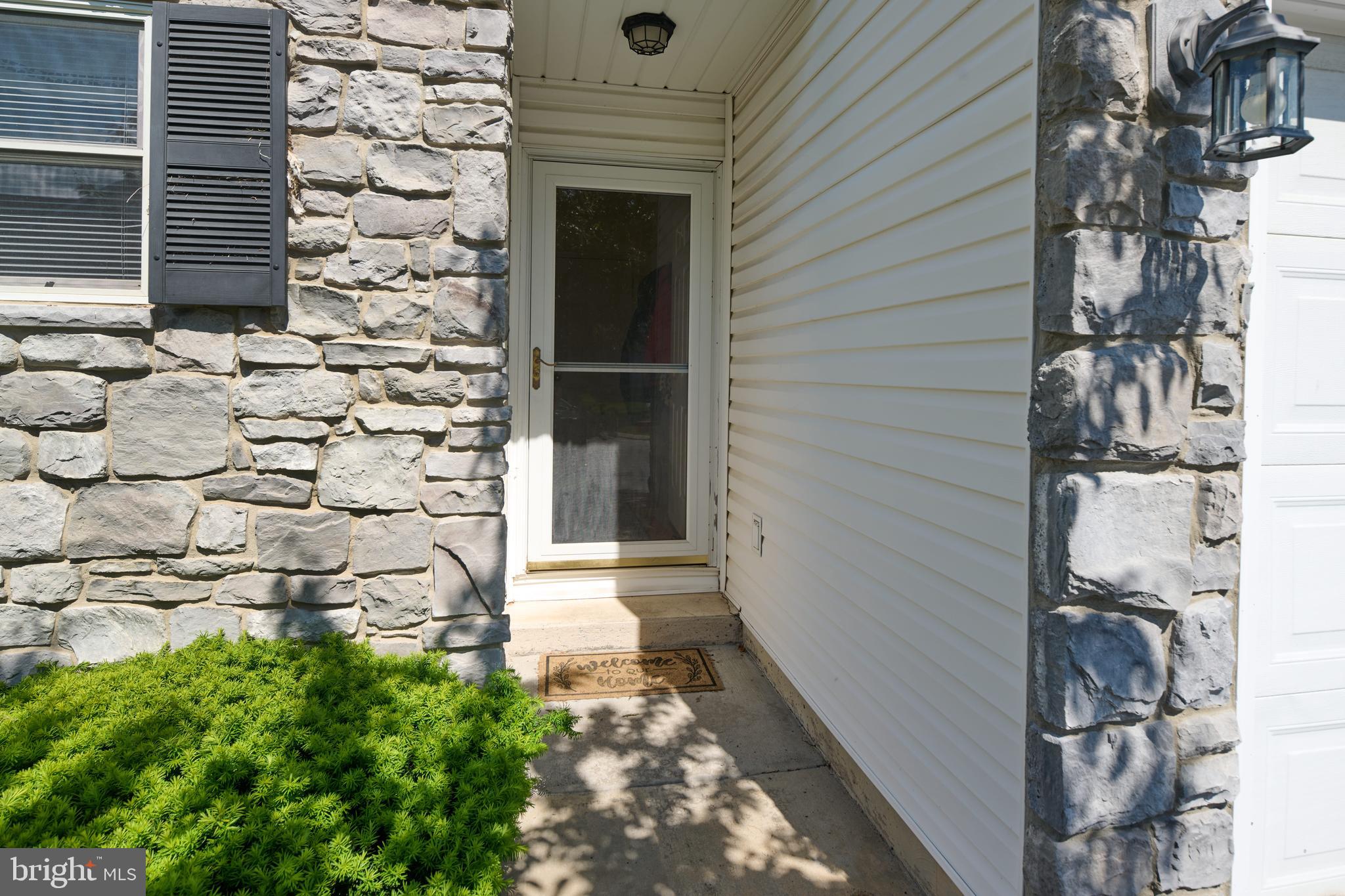 121 WASHINGTON PLACE