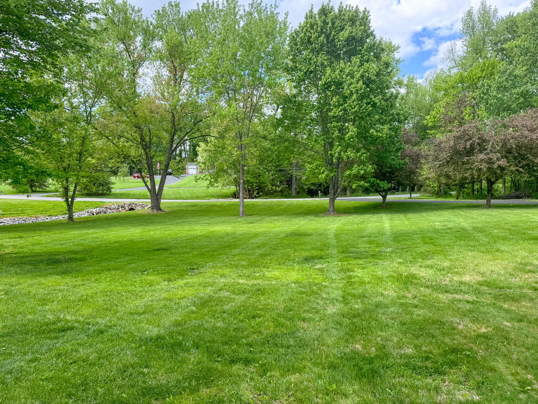 ROLLING MEADOWS - Residential