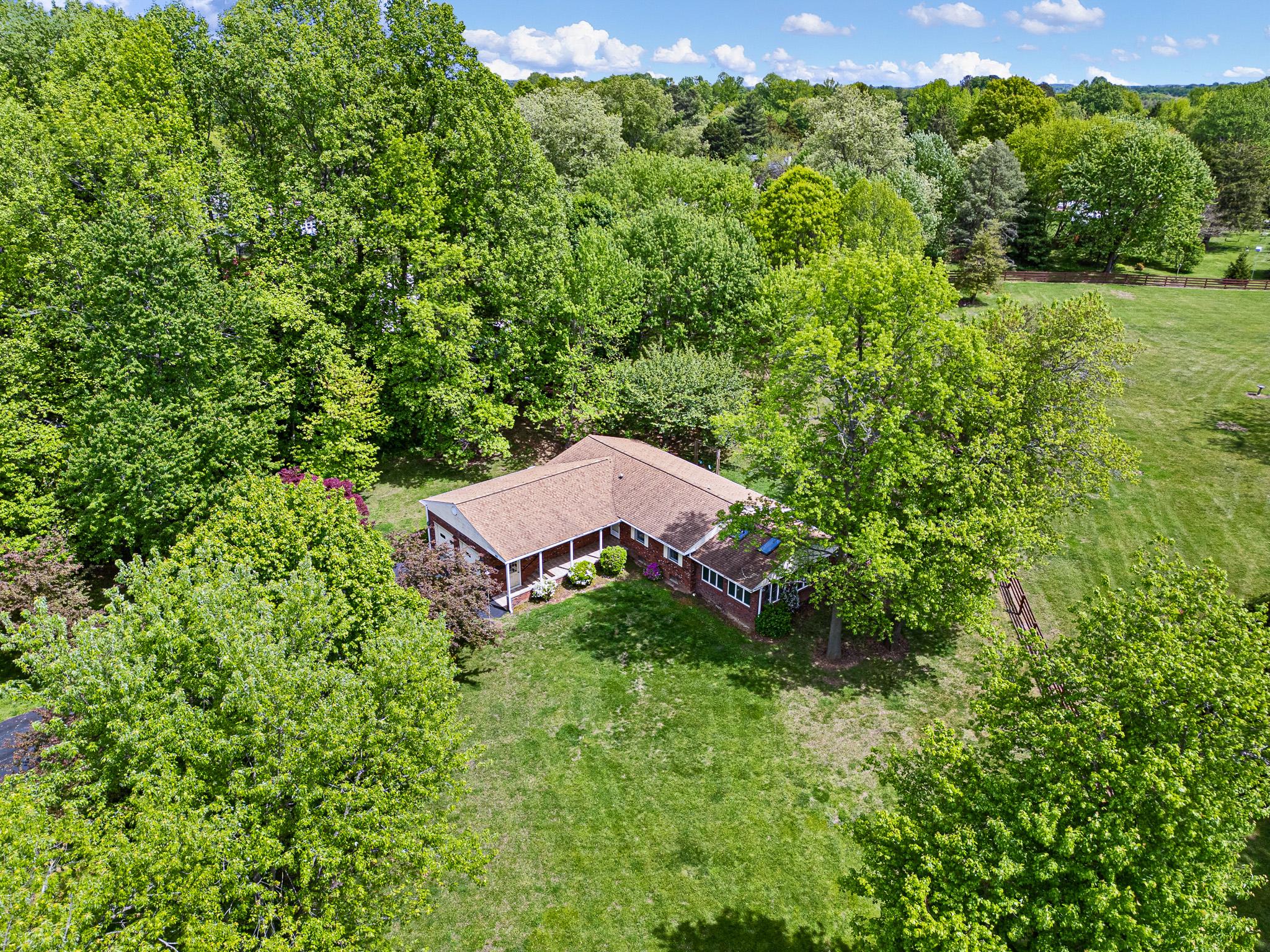 ROLLING MEADOWS - Residential