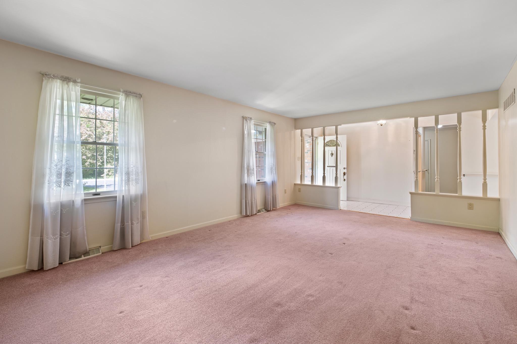 ROLLING MEADOWS - Residential