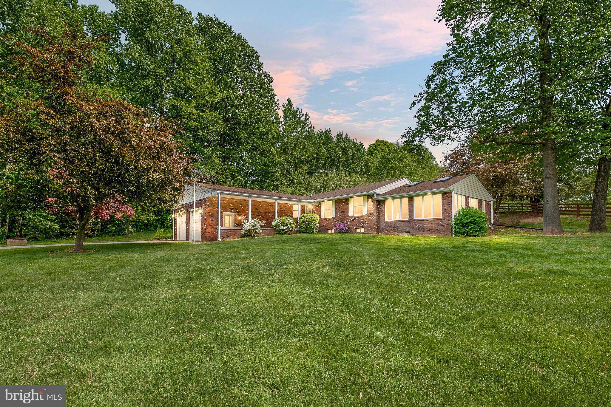 ROLLING MEADOWS - Residential