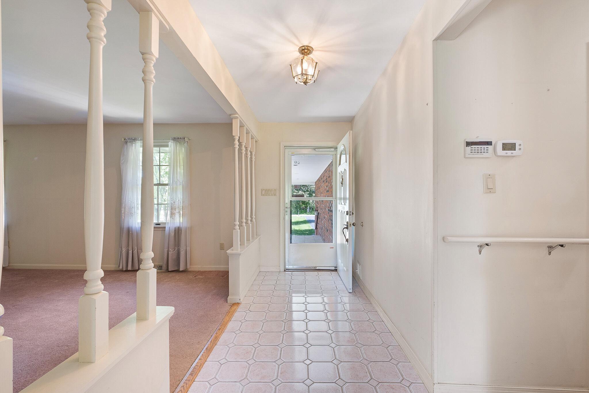 ROLLING MEADOWS - Residential