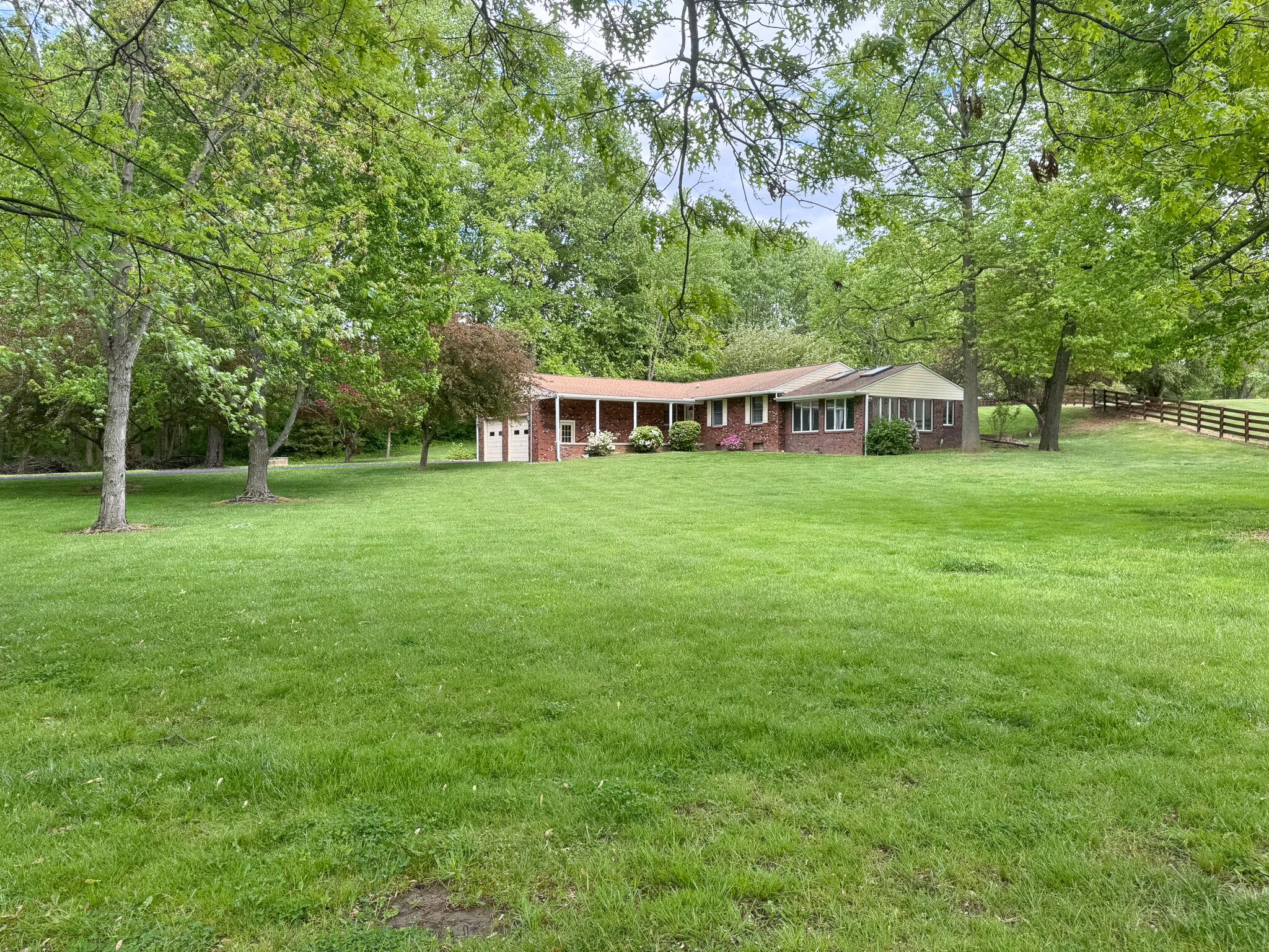 ROLLING MEADOWS - Residential