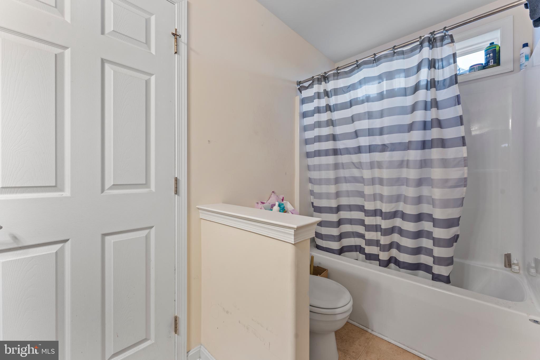 PONDS AT WILLOW GROV - Residential