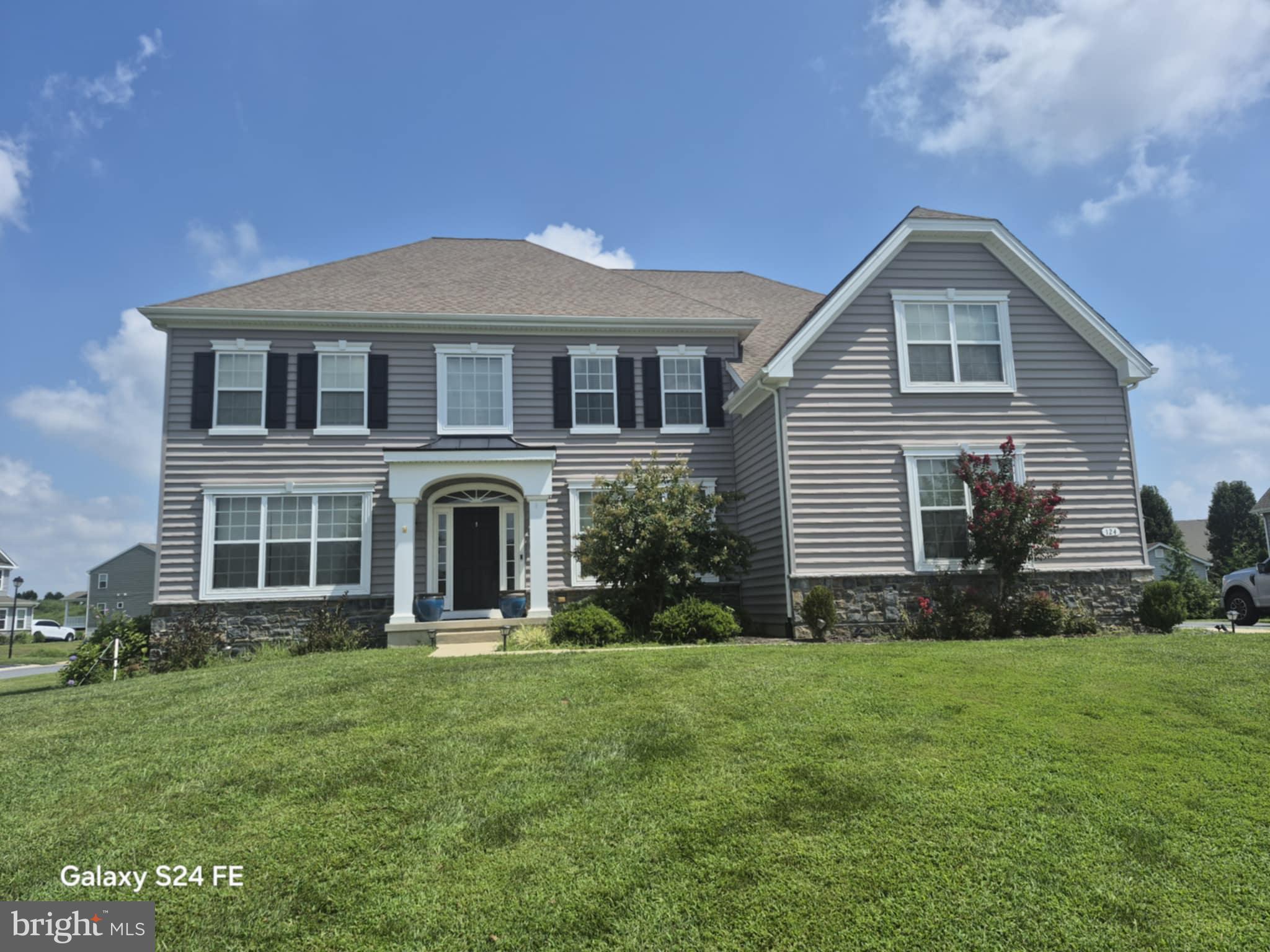 PONDS AT WILLOW GROV - Residential