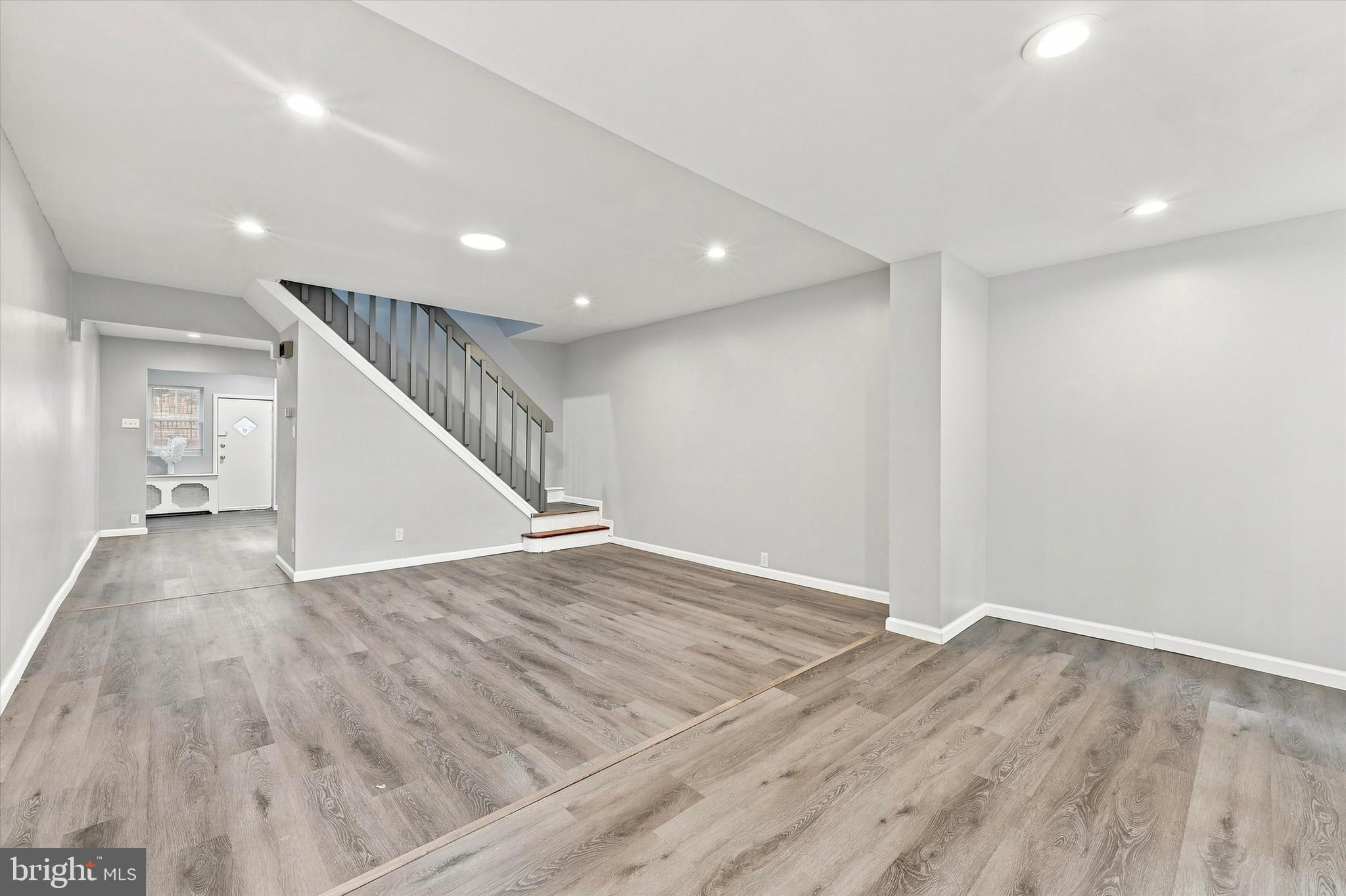 2557 S 61ST STREET