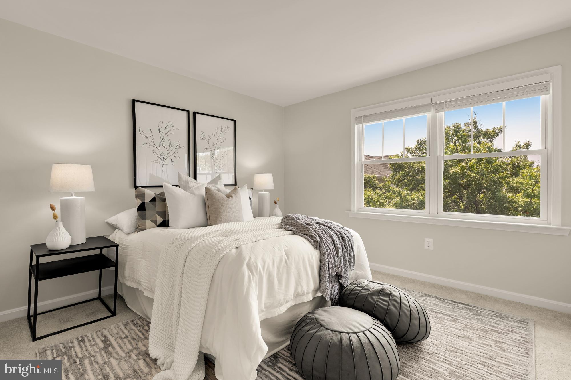 DUNDREE KNOLL - Residential