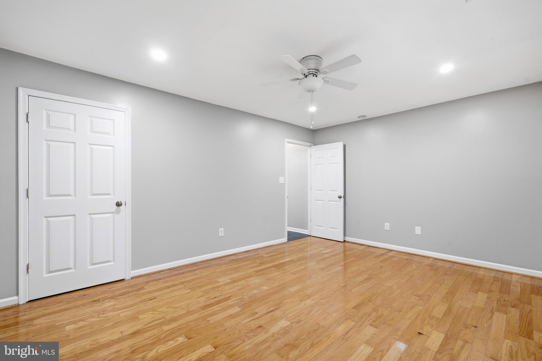 LEONARDTOWN - Residential