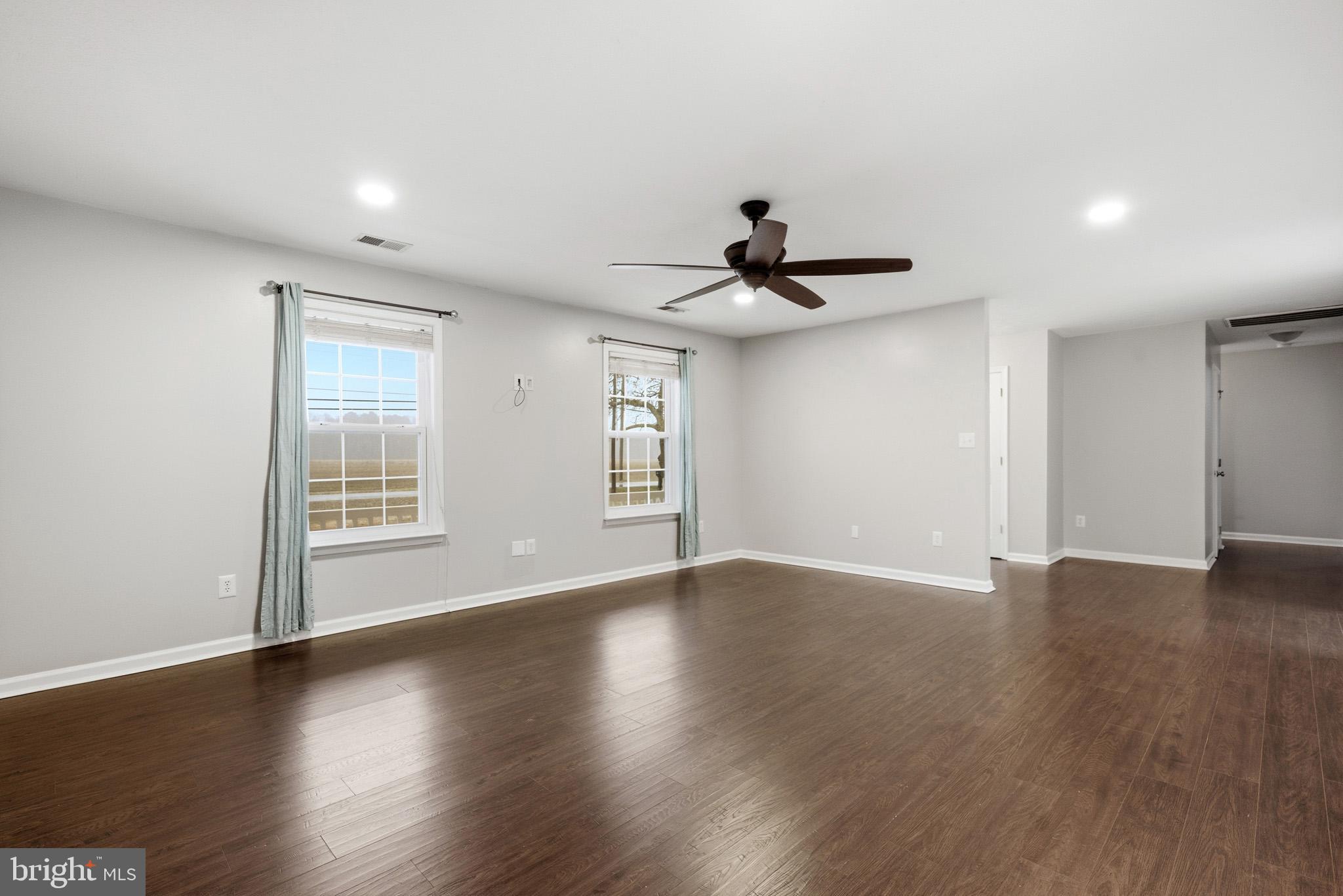 LEONARDTOWN - Residential