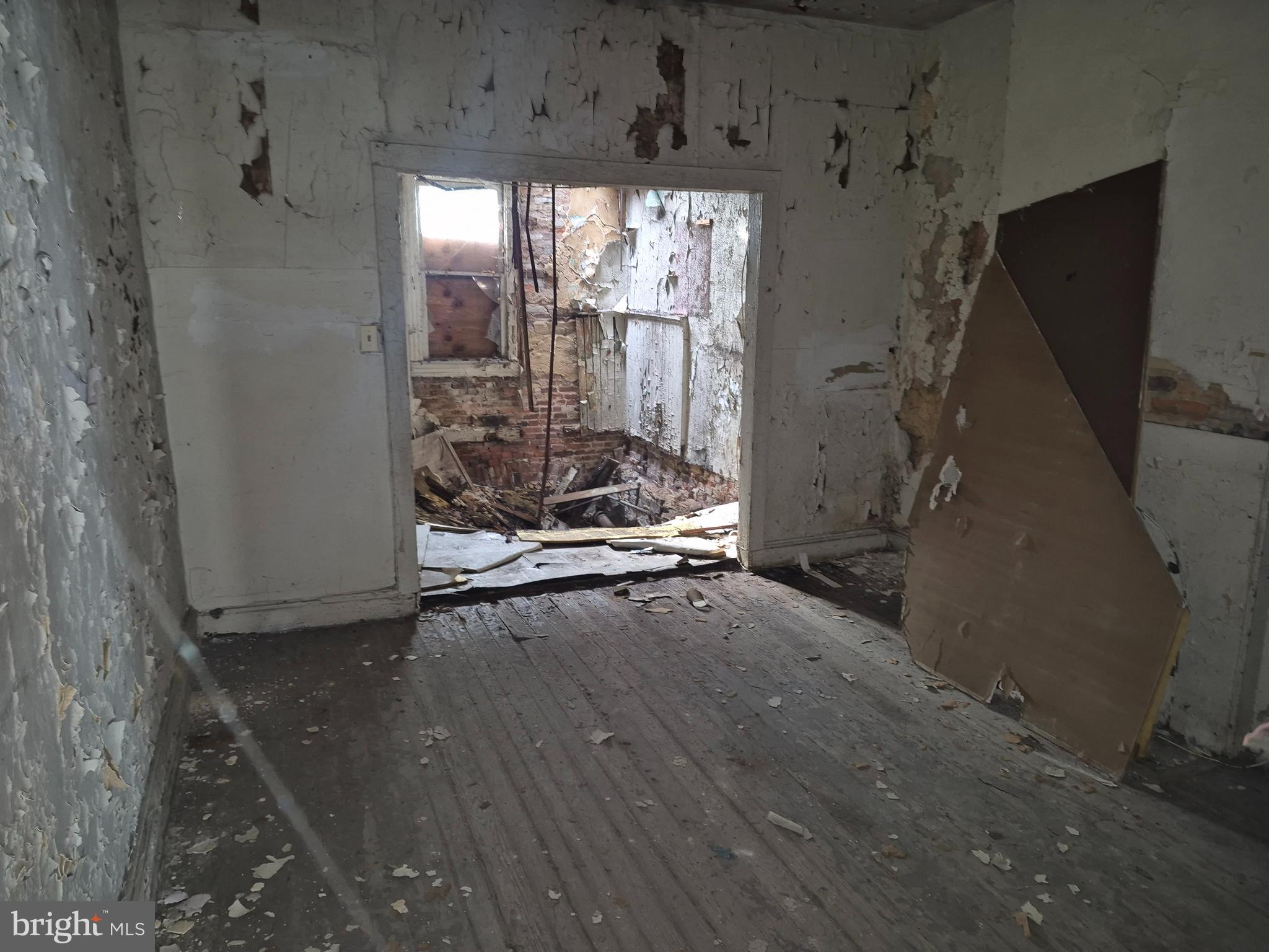 MIDTOWN EDMONDSON - Residential