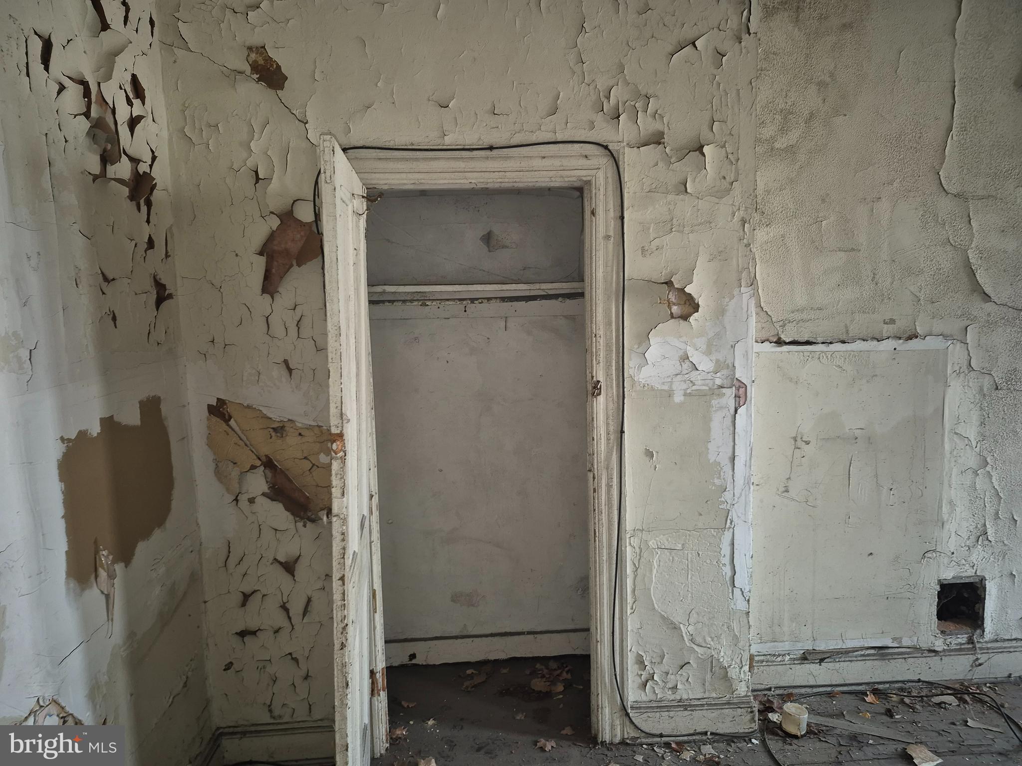 MIDTOWN EDMONDSON - Residential