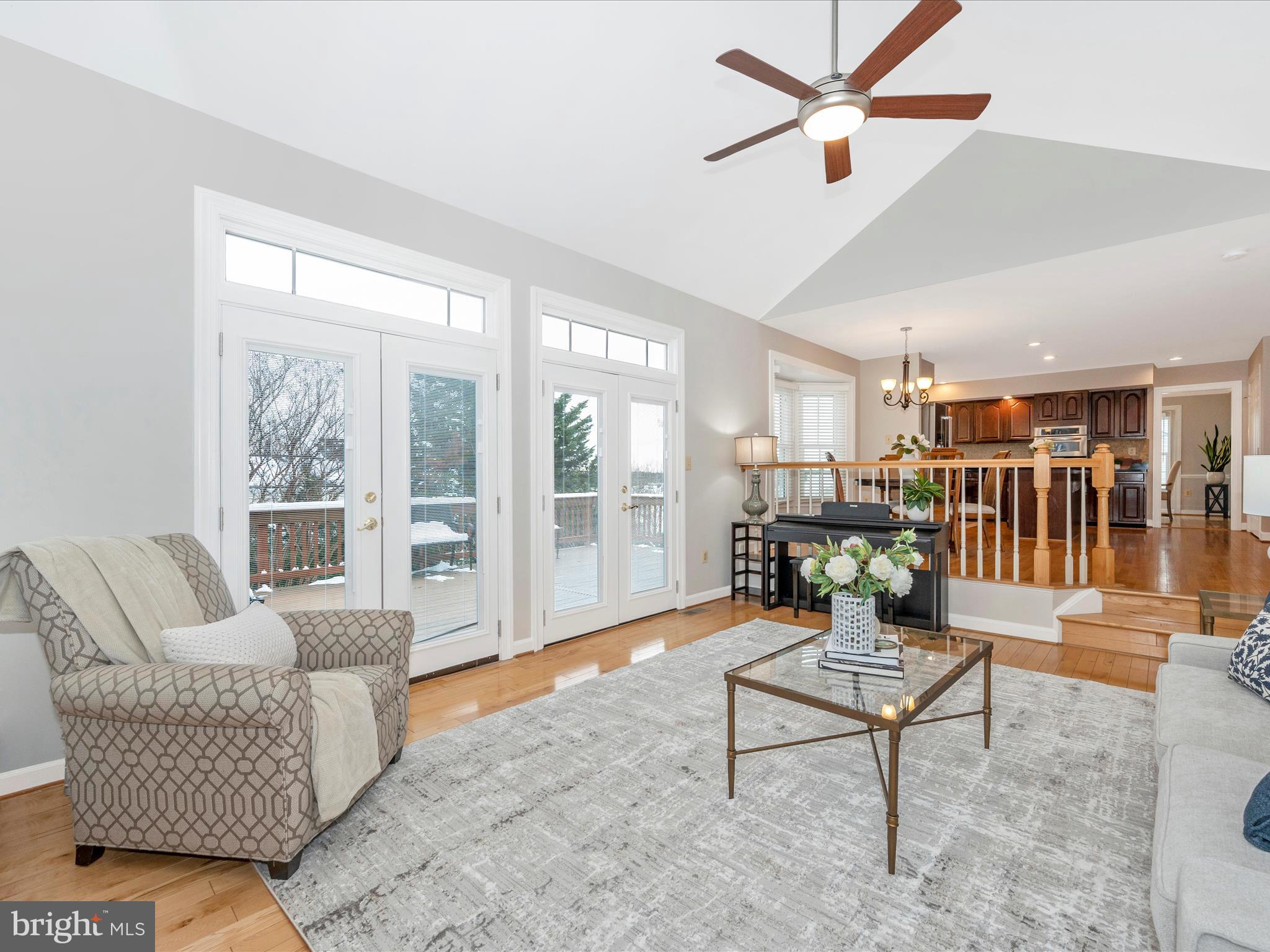 STONEBRIDGE - Residential