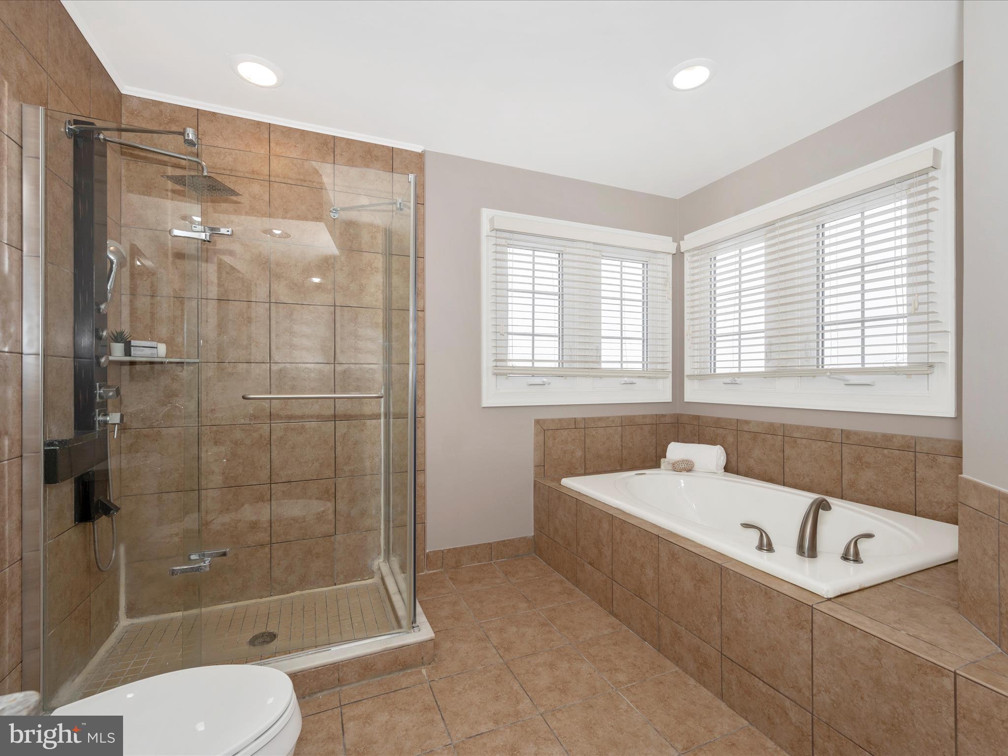 STONEBRIDGE - Residential