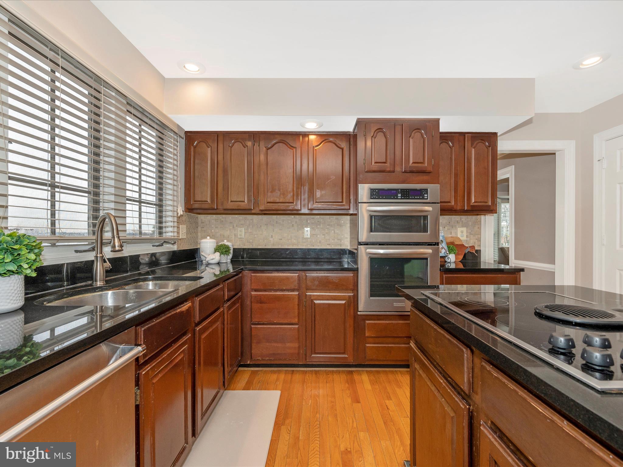 STONEBRIDGE - Residential