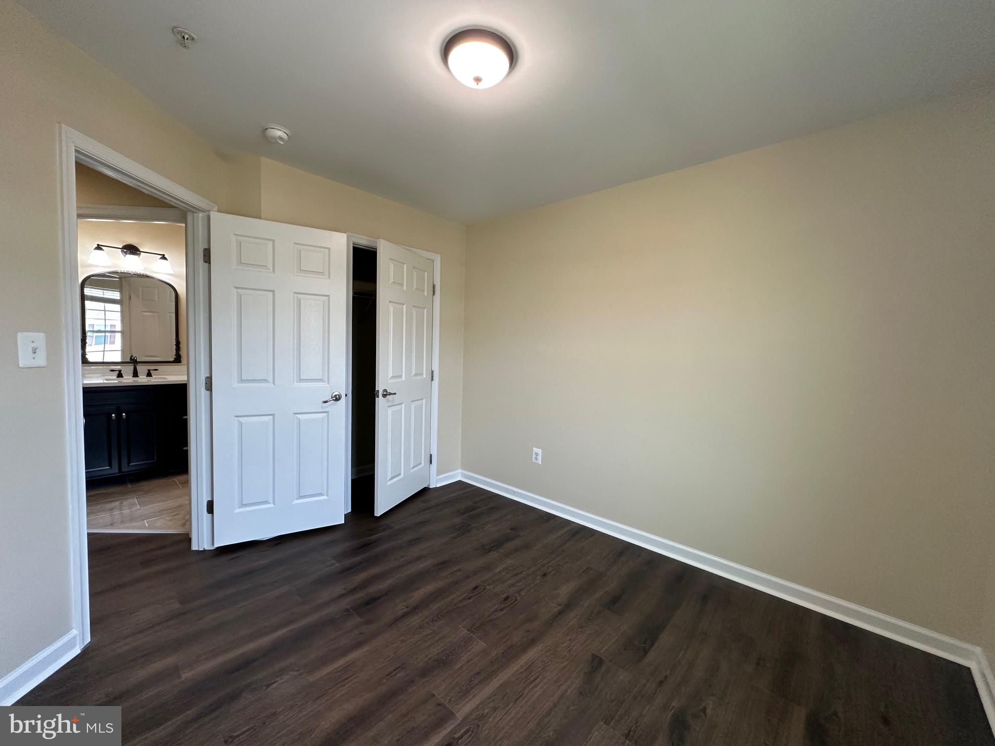 ASHBY COMMONS - Residential Lease