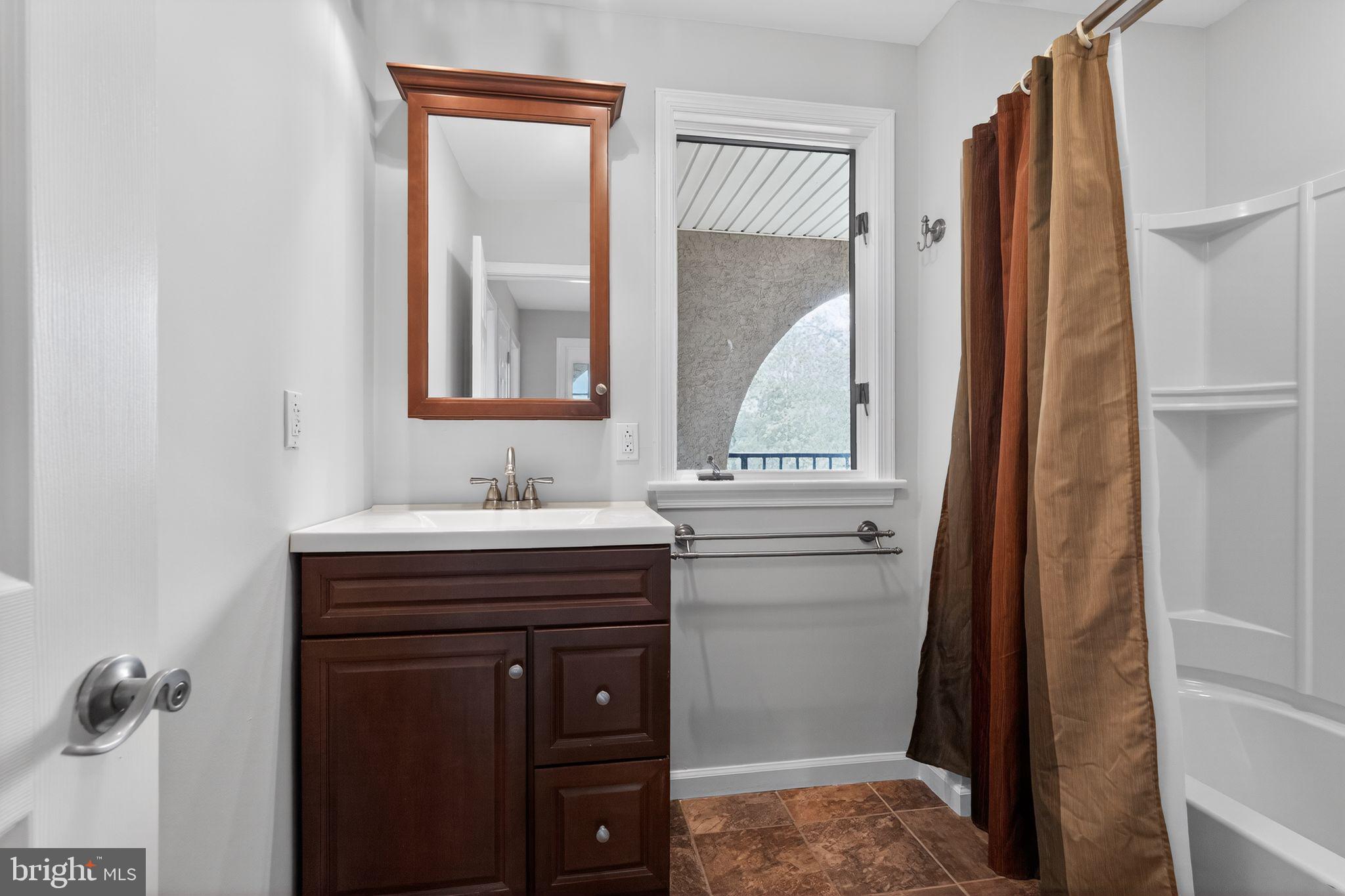 LIMERICK CTR - Residential